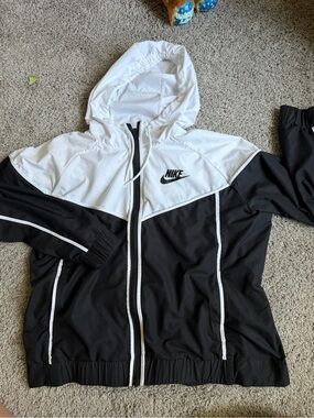 Nike Black and White Colorblock Hooded Track Jacket windbreaker Y2K